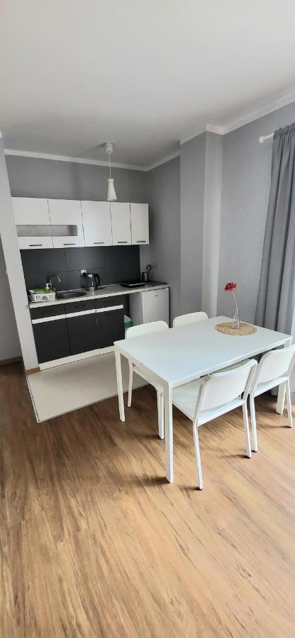 Emada- Pokoje Gościnne i Studia Ostrowo  Zewnętrze zdjęcie